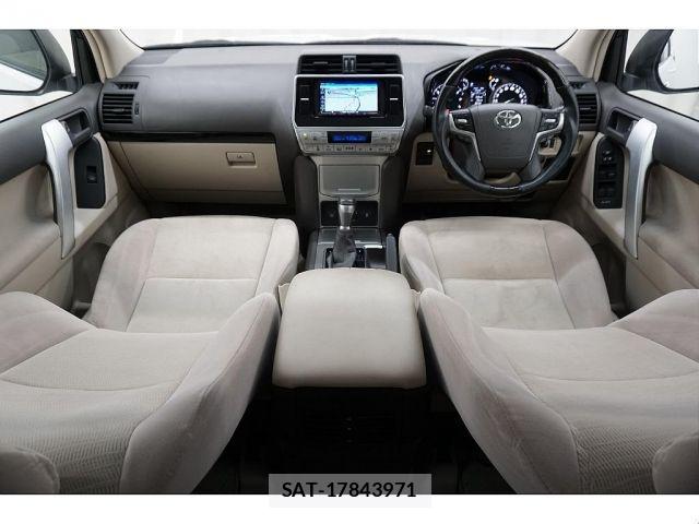 Toyota LAND CRUISER PRADO 2017-01 6216158-1