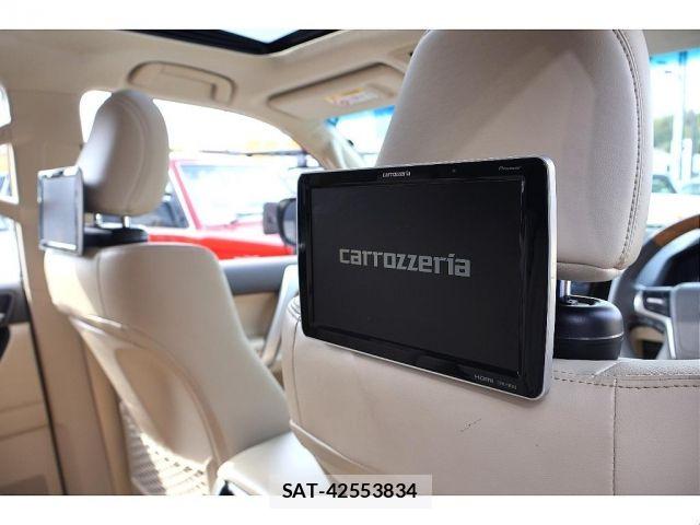 Toyota LAND CRUISER PRADO 2023-01 6244914-15