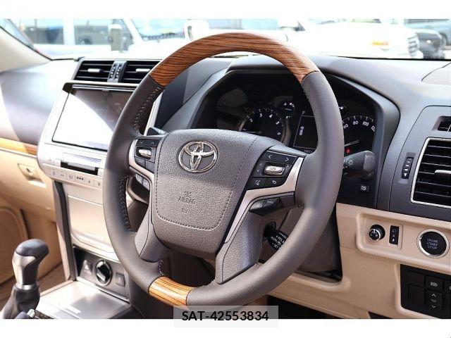 Toyota LAND CRUISER PRADO 2023-01 6244914-3