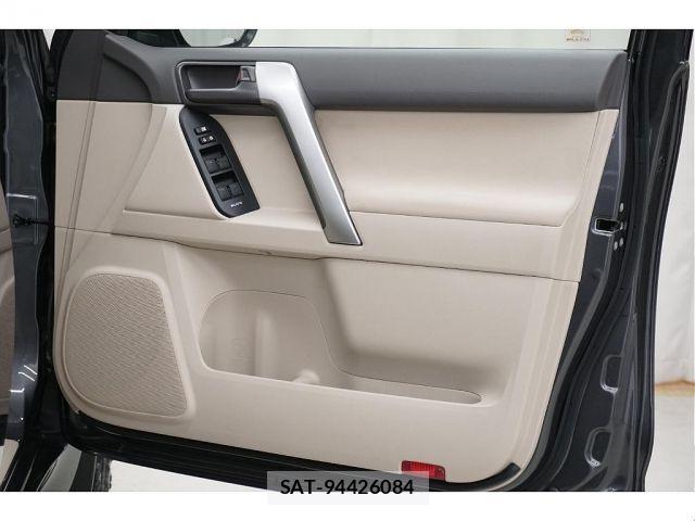 Toyota LAND CRUISER PRADO 2020-01 6244924-11