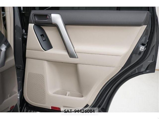 Toyota LAND CRUISER PRADO 2020-01 6244924-12