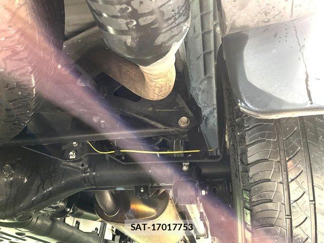 Toyota LAND CRUISER PRADO 2023-10 6244926-19