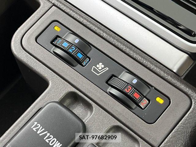 Toyota LAND CRUISER PRADO 2023-04 6304873-6