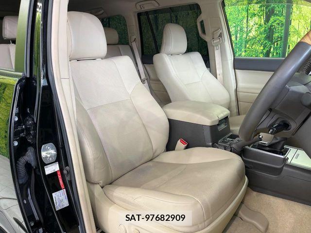 Toyota LAND CRUISER PRADO 2023-04 6304873-7