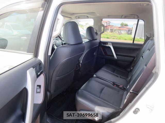 Toyota LAND CRUISER PRADO 2016-06 6612644-7