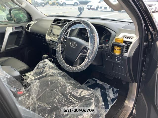 Toyota LAND CRUISER PRADO 2017-10 6612641-13