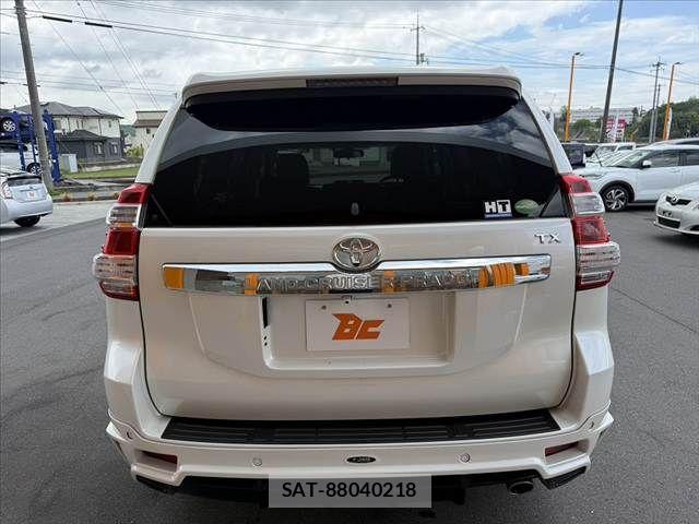 Toyota LAND CRUISER PRADO 2015-06 6641786-12