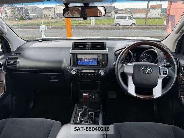 Toyota LAND CRUISER PRADO 2015-06 6641786-1