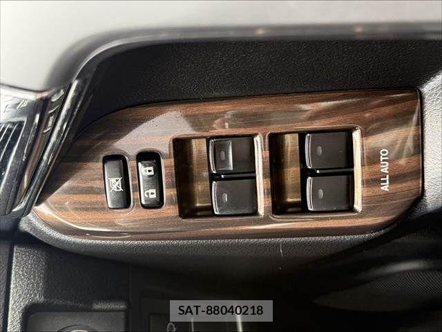 Toyota LAND CRUISER PRADO 2015-06 6641786-19