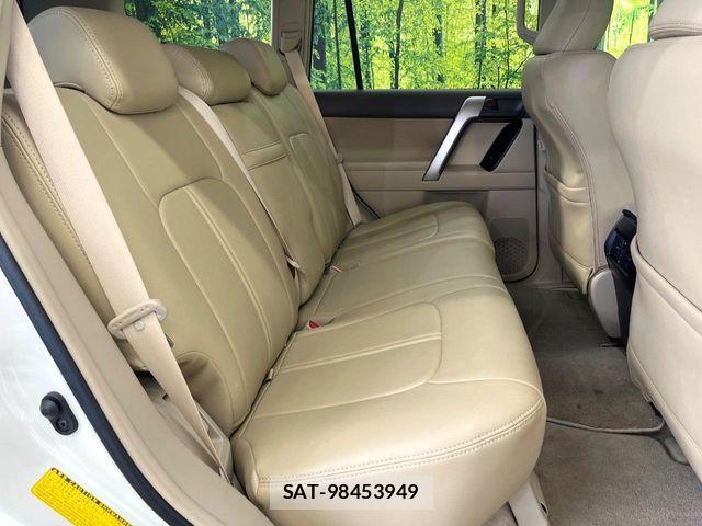 Toyota LAND CRUISER PRADO 2022-06 6672187-8