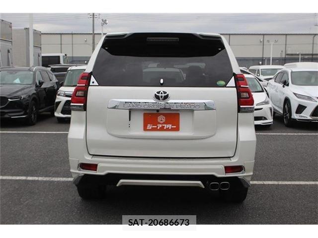 Toyota LAND CRUISER PRADO 2018-03 6676583-11