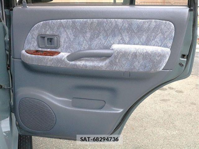 Toyota LAND CRUISER PRADO 2000-01 6676589-14