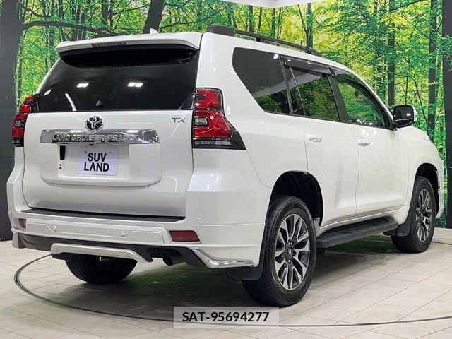 Toyota LAND CRUISER PRADO 2023-06 6676564-18