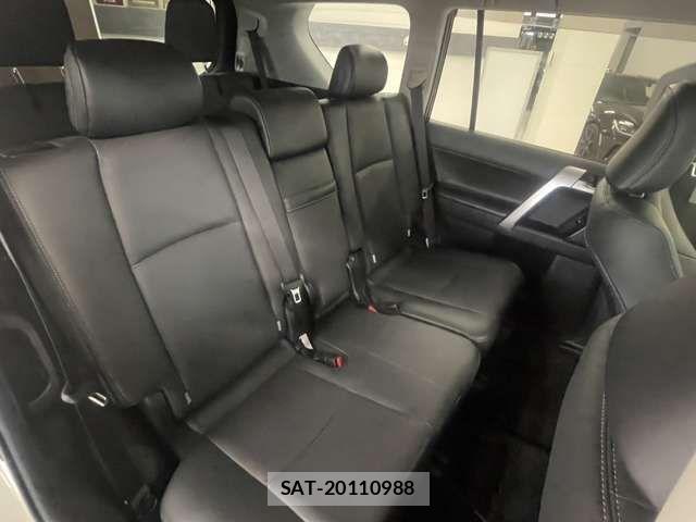 Toyota LAND CRUISER PRADO 2019-05 6676557-14