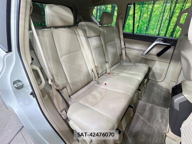 Toyota LAND CRUISER PRADO 2023-09 6676570-8