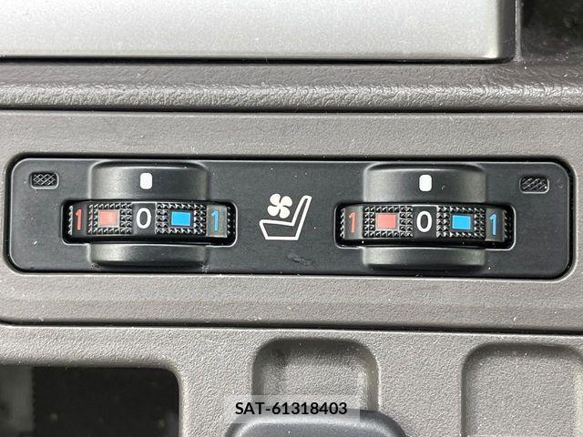 Toyota LAND CRUISER PRADO 2023-04 6676566-6