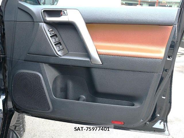 Toyota LAND CRUISER PRADO 2022-01 6676558-13