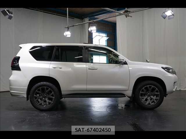 Toyota LAND CRUISER PRADO 2017-12 6682709-15