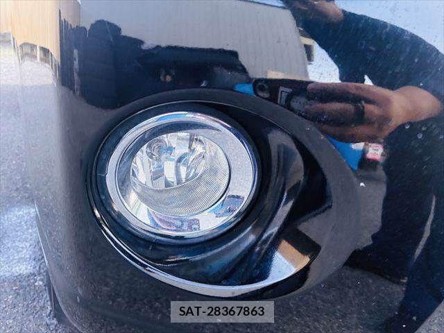 Toyota LAND CRUISER PRADO 2016-10 6691081-27