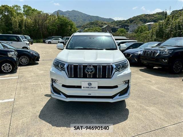 Toyota LAND CRUISER PRADO 2023-10 6691079-11