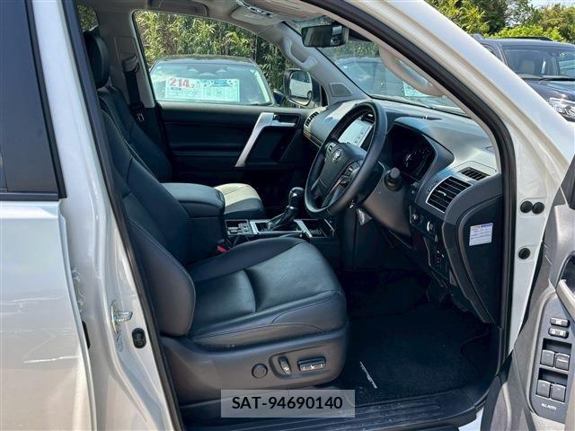Toyota LAND CRUISER PRADO 2023-10 6691079-16
