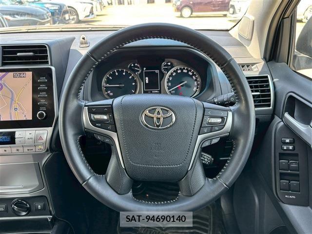 Toyota LAND CRUISER PRADO 2023-10 6691079-22