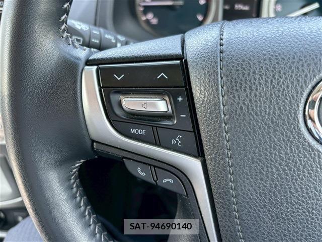Toyota LAND CRUISER PRADO 2023-10 6691079-23