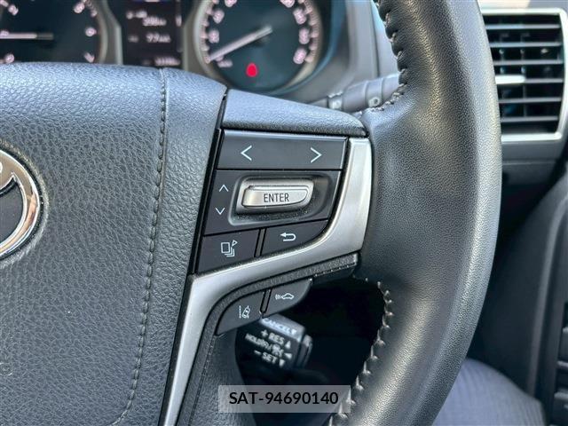 Toyota LAND CRUISER PRADO 2023-10 6691079-24