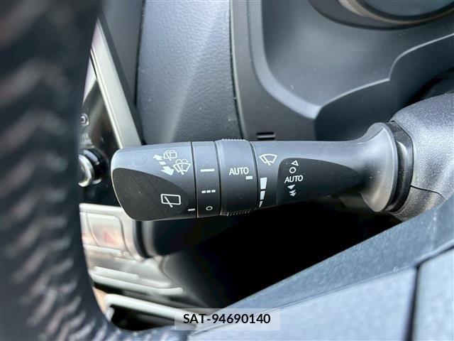 Toyota LAND CRUISER PRADO 2023-10 6691079-25
