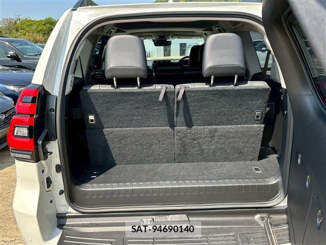 Toyota LAND CRUISER PRADO 2023-10 6691079-7