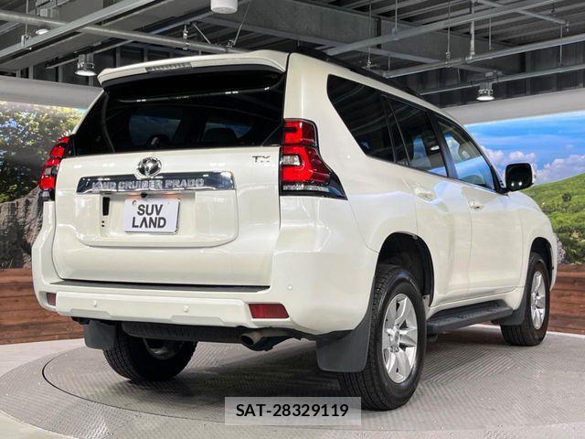 Toyota LAND CRUISER PRADO 2022-08 6716450-17