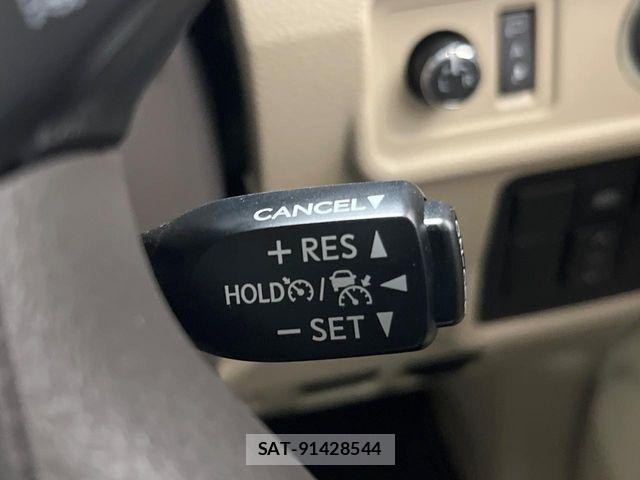 Toyota LAND CRUISER PRADO 2022-08 6716460-6