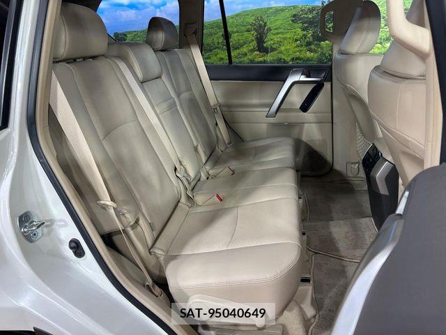 Toyota LAND CRUISER PRADO 2023-03 6752146-8
