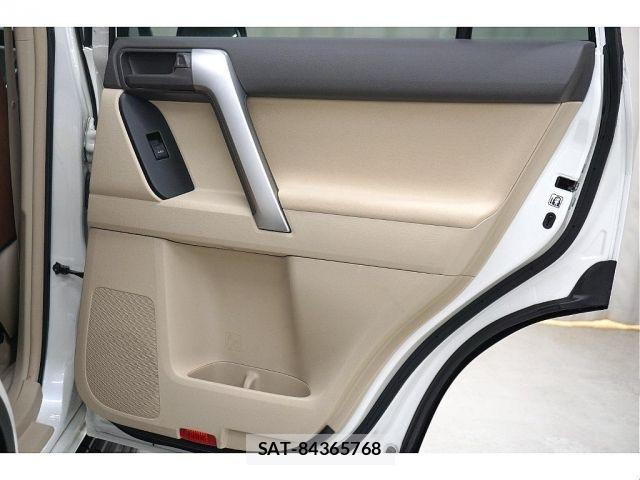 Toyota LAND CRUISER PRADO 2021-01 6752137-12