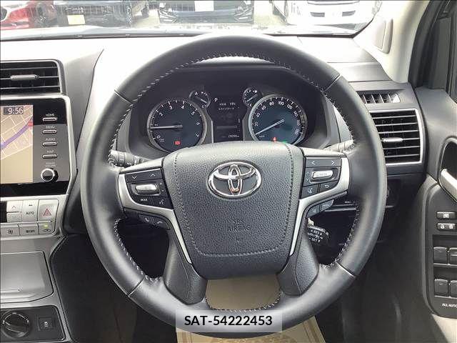 Toyota LAND CRUISER PRADO 2023-08 6752156-1