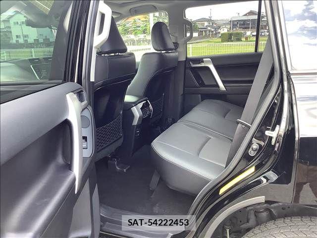 Toyota LAND CRUISER PRADO 2023-08 6752156-5