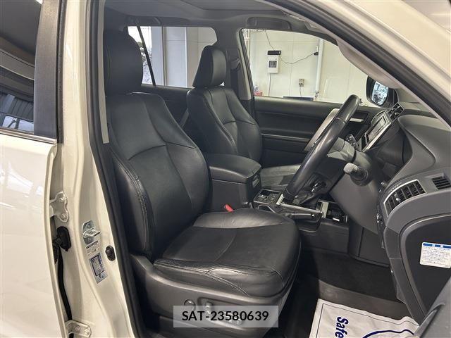 Toyota LAND CRUISER PRADO 2019-03 6752145-19