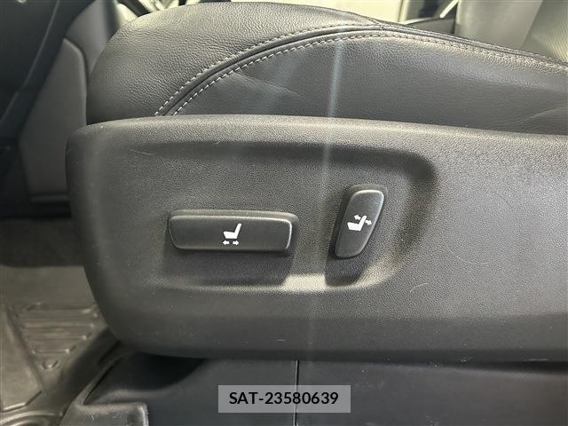 Toyota LAND CRUISER PRADO 2019-03 6752145-22