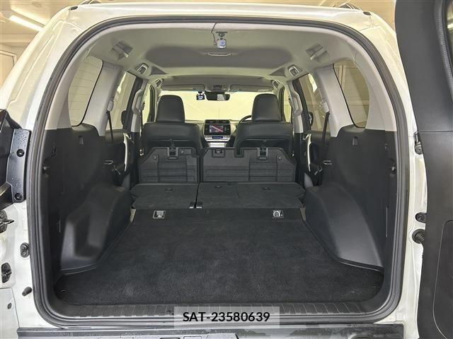 Toyota LAND CRUISER PRADO 2019-03 6752145-27
