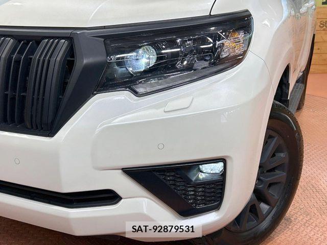 Toyota LAND CRUISER PRADO 2023-04 6752150-13