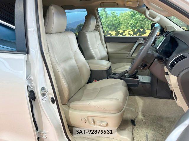 Toyota LAND CRUISER PRADO 2023-04 6752150-8