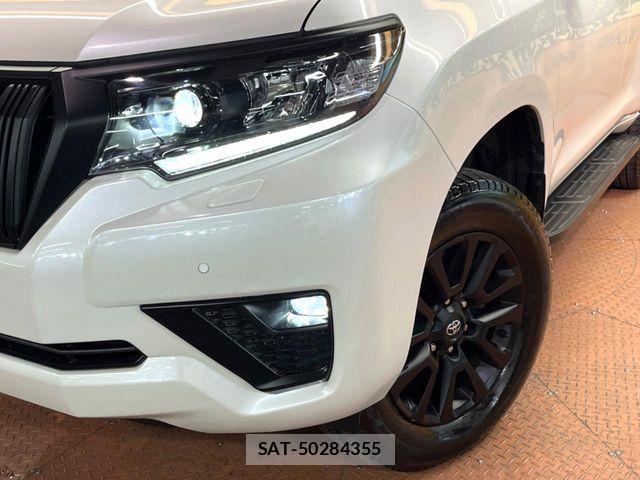 Toyota LAND CRUISER PRADO 2023-02 6815588-13