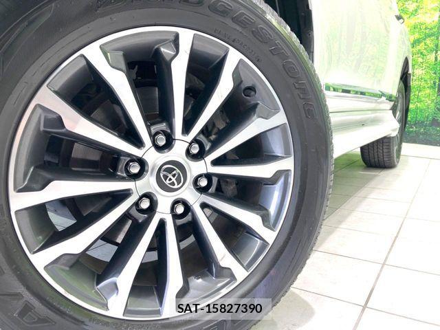 Toyota LAND CRUISER PRADO 2020-03 6815614-13