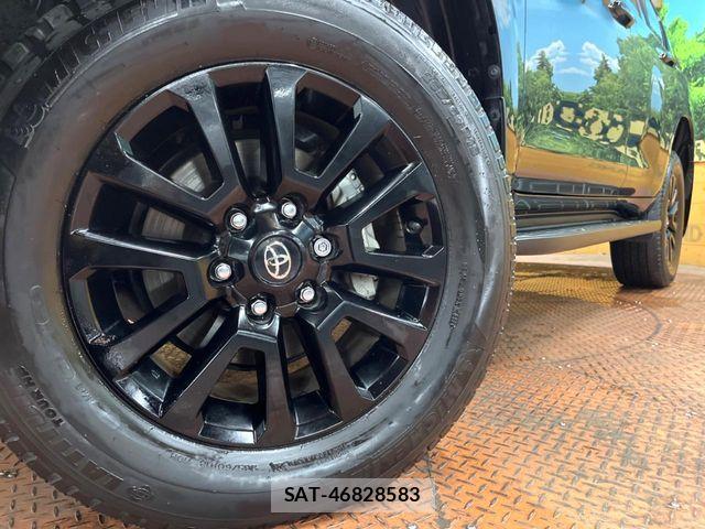 Toyota LAND CRUISER PRADO 2021-05 6815603-12