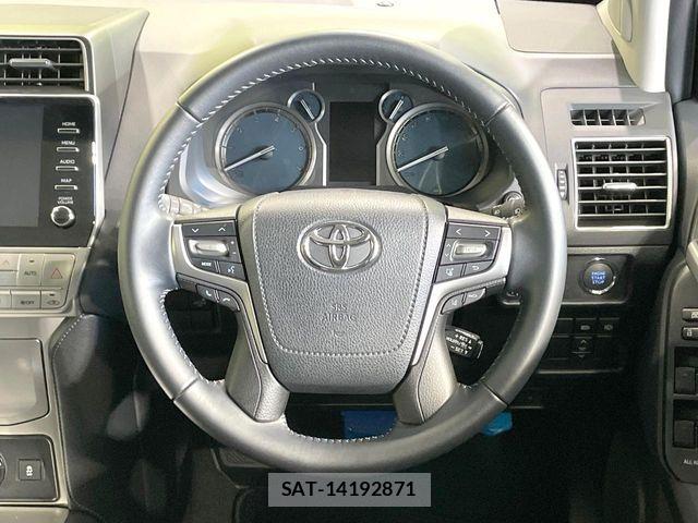 Toyota LAND CRUISER PRADO 2023-10 6815583-11