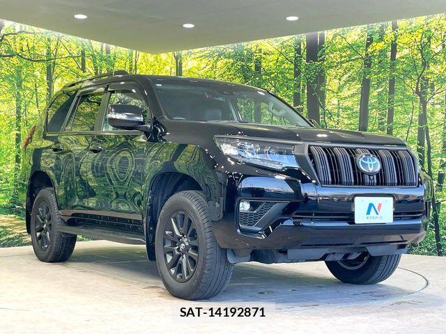 Toyota LAND CRUISER PRADO 2023-10 6815583-16