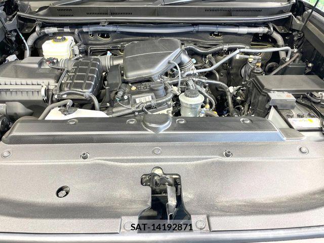 Toyota LAND CRUISER PRADO 2023-10 6815583-18