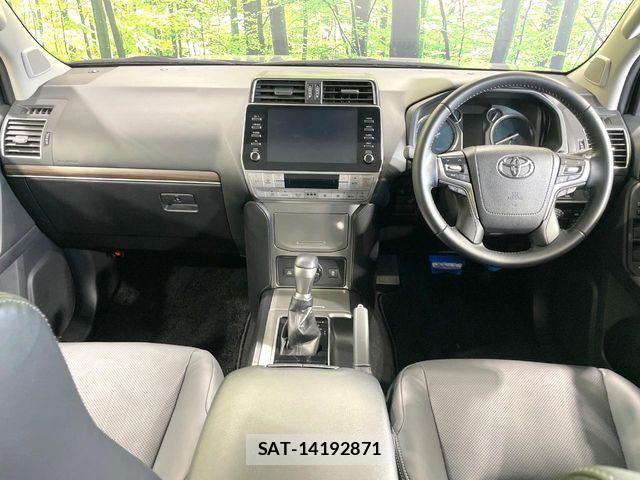 Toyota LAND CRUISER PRADO 2023-10 6815583-1