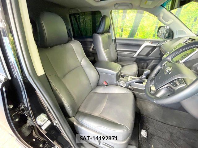 Toyota LAND CRUISER PRADO 2023-10 6815583-7