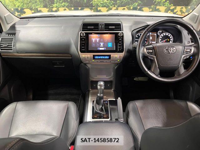 Toyota LAND CRUISER PRADO 2020-03 6815607-1